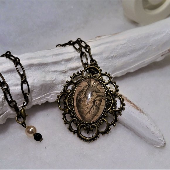 HANDMAD - Victorian anatomical heart necklace - Picture 2 of 3